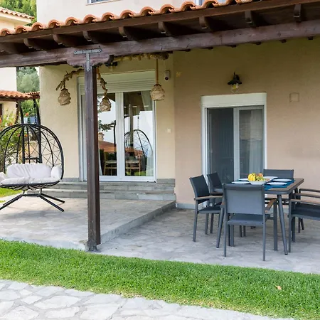 Cookoo Villa *